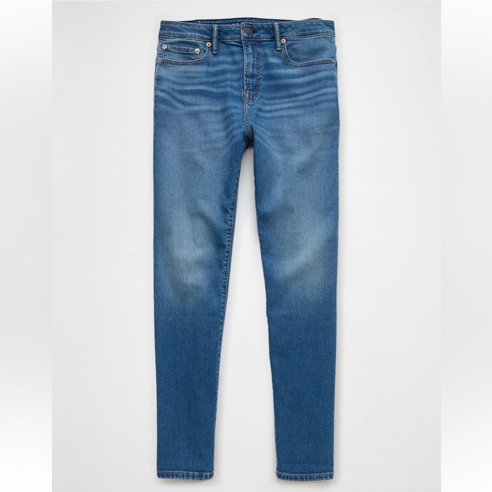 AE Airflex + Athletic Fit Jean - 31x30 - Color: Medium Indigo Wash